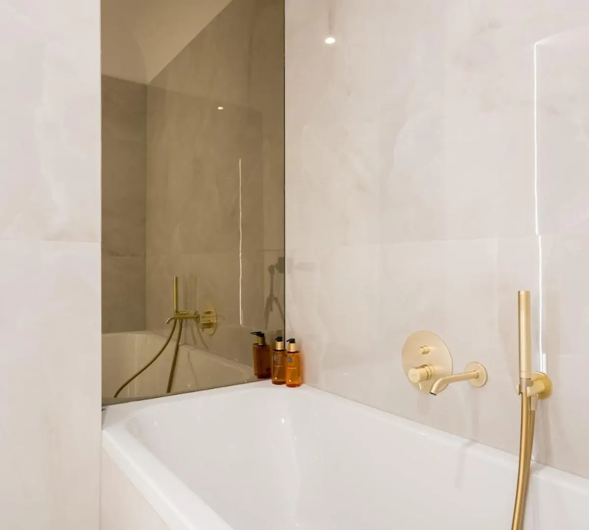 Zebra Business & Leisure Heaven Apartment Voluntari